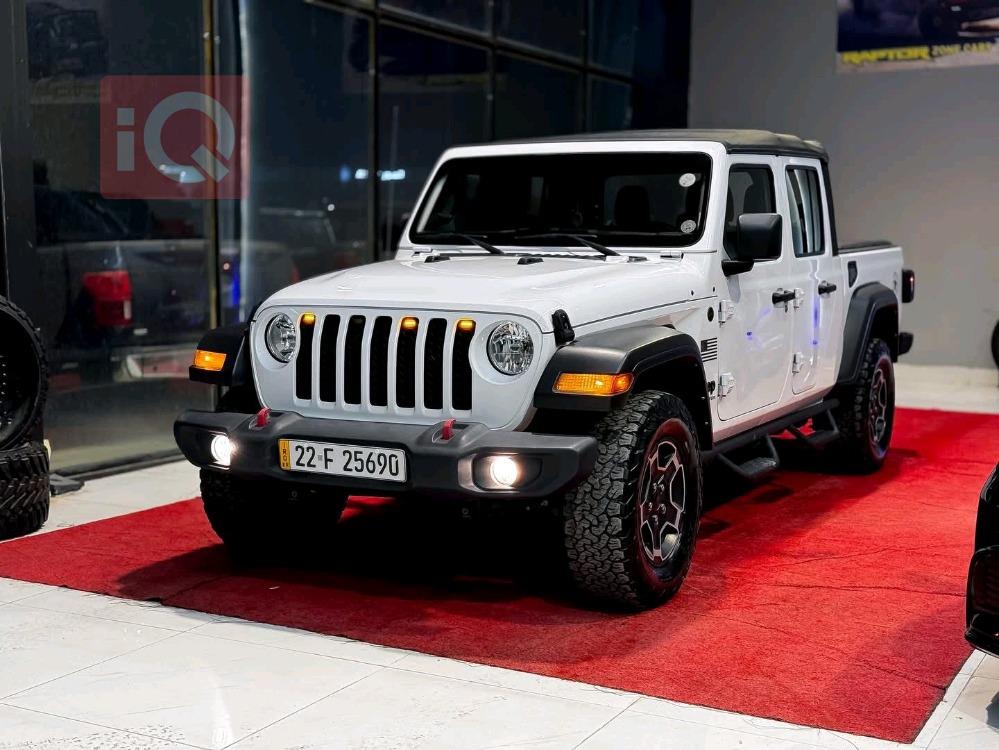 جيب جلاديتور